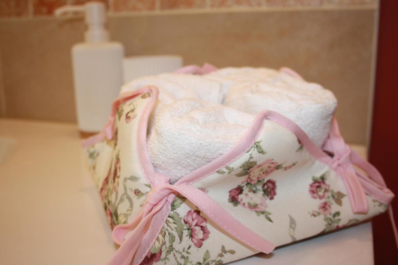Le Clos Des Roses Chambres Et Tables D Hotes Meusnes Luaran gambar